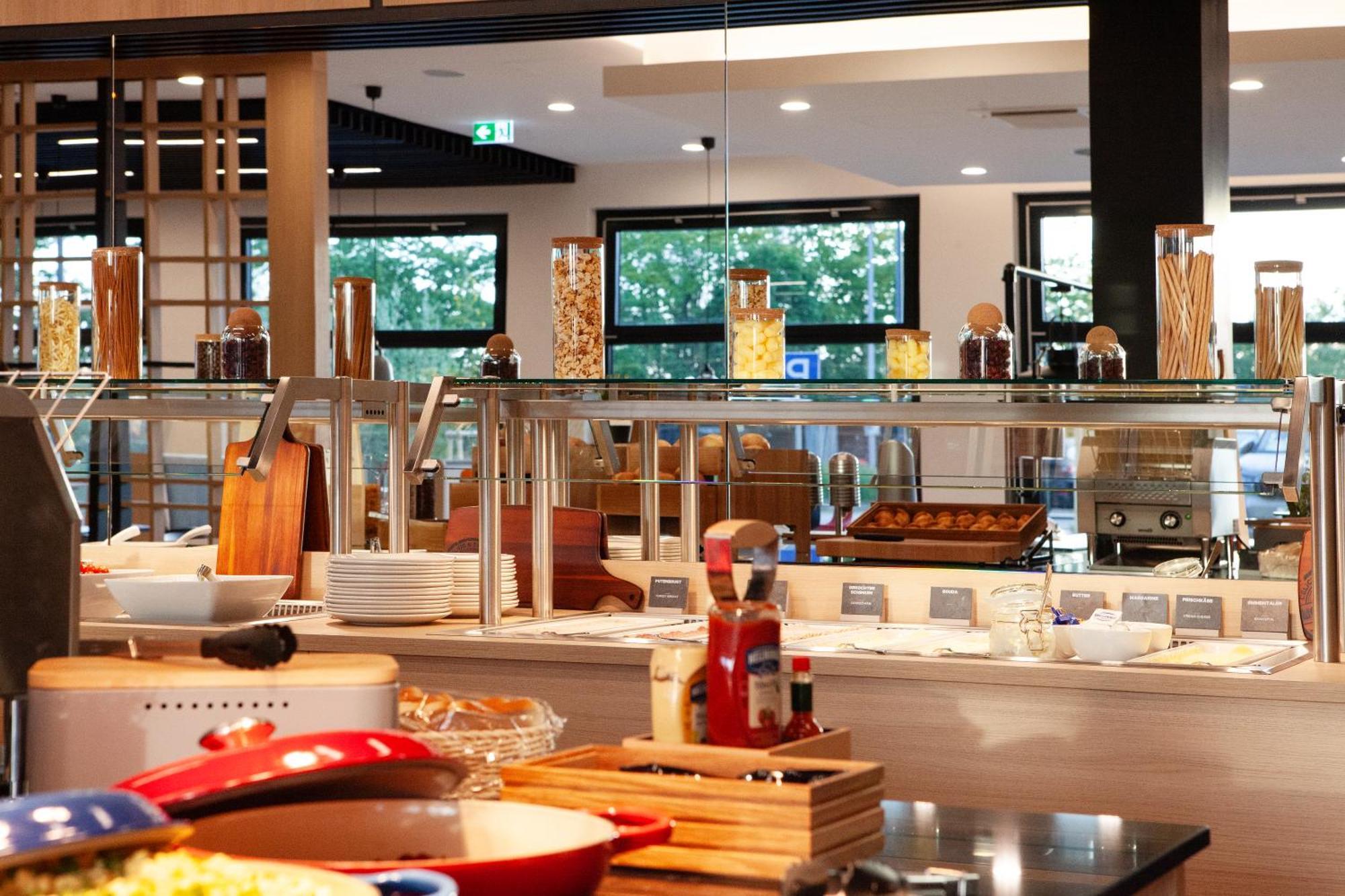 Ibis Airport * Berlin